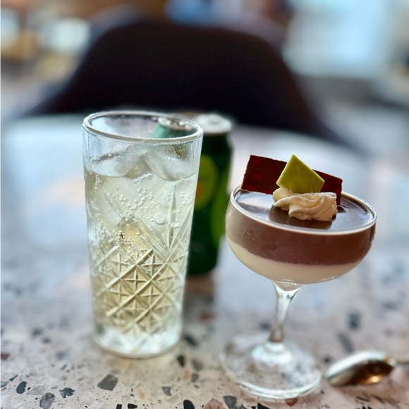 Meet your Posher, Art - Picture 6 of 9